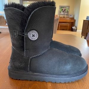 Bailey Button II Ugg Boots
